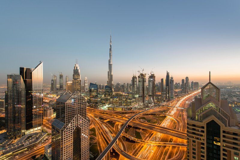 العقارات الفاخرة في دبي 2025: قوى الاقتصاد الكلي والجغرافيا السياسية تعيد تعريف السوق 